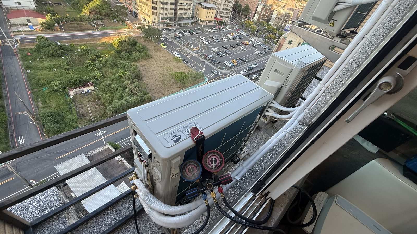 室外機系統安裝與試壓